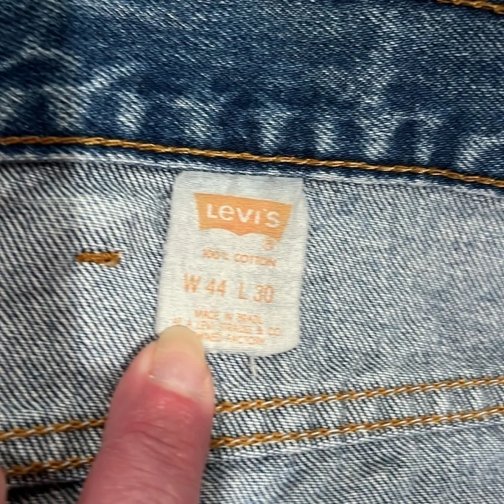 Men’s vintage 80s Levi’s 505 size 44 x 30